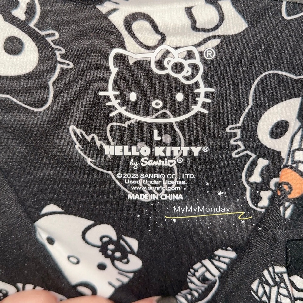 Hello Kitty Halloween Pajama Set - Picture 8 of 8